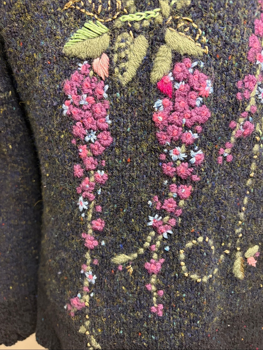 SUSAN BRISTOL LTD. Charcoal Hand Embroidered Floral Wool Blend Cardigan SIZE S - Picture 11 of 16